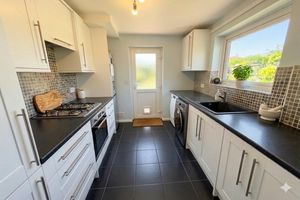 Kitchen- click for photo gallery